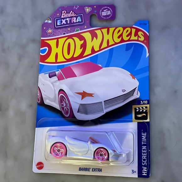 Barbie Extra - Picture 6 of 11